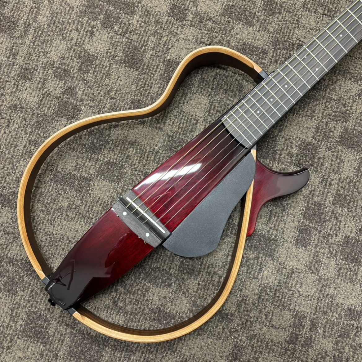 YAMAHA SLG200S CRB (クリムゾンレッドバースト) サイレントギター