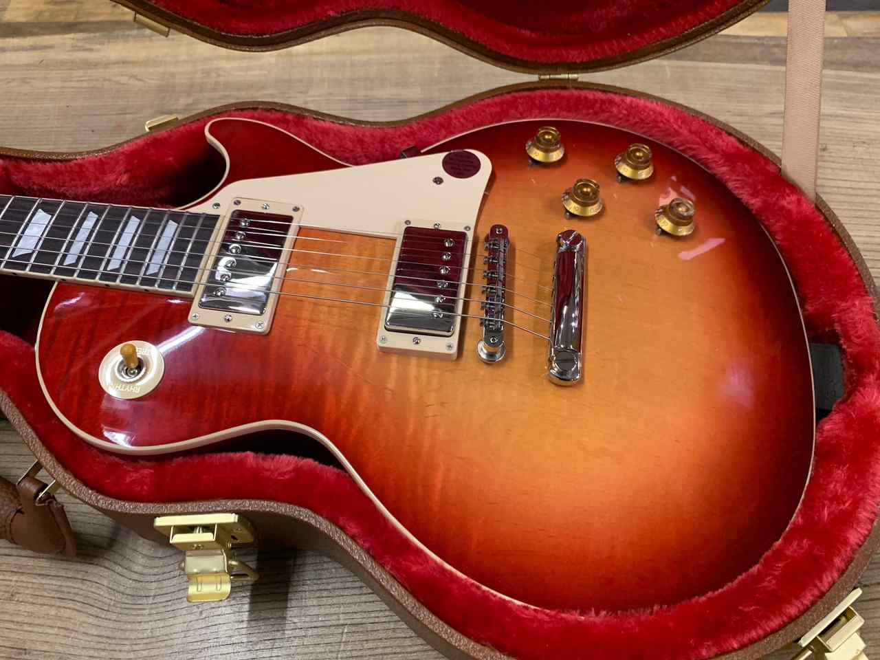 Gibson Les Paul Standard 50s Heritage Cherry Sunburst（新品特価）【楽器検索デジマート】