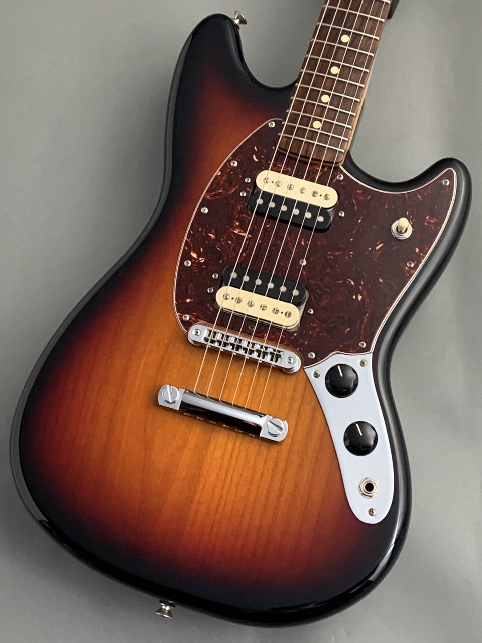 Fender USA American Special Mustang(3cs)カラーサンバースト