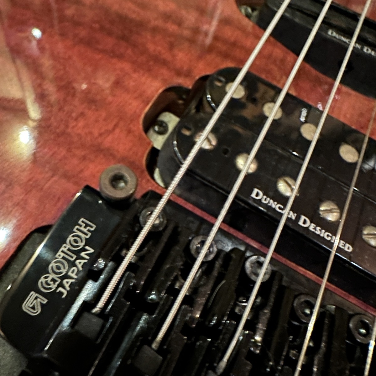 Washburn MG722 Stevie Salas Signature Model Electric Guitar（中古