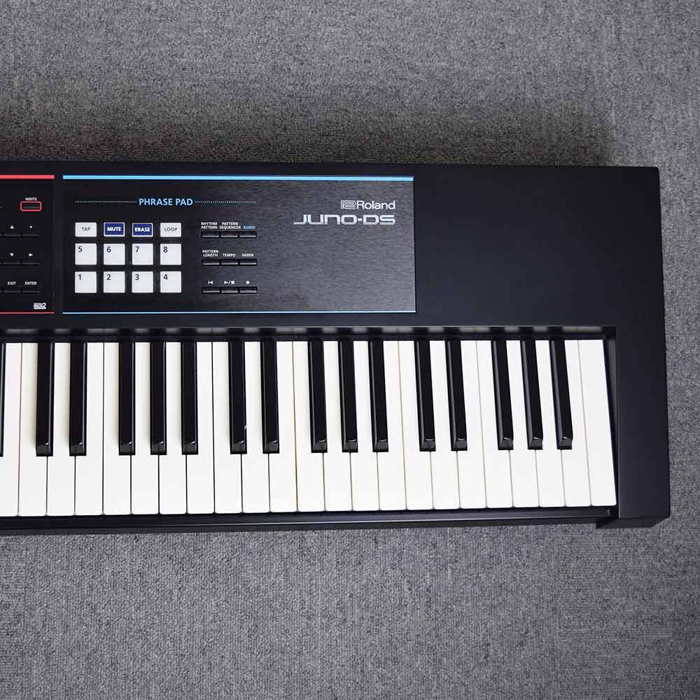 Roland JUNO-DS 88 【中古・電子ピアノ / シンセ】 - 鍵盤楽器、ピアノ