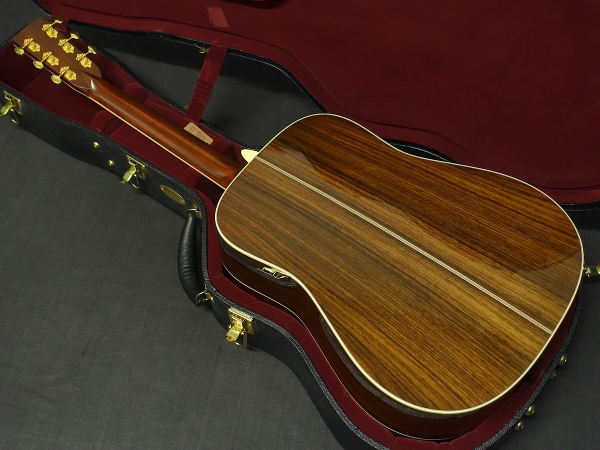 Martin(マーチン) D-41 standard 2022年製 圧倒的なボディの鳴り！【Martin】 D-41 Standard 入荷致しまし