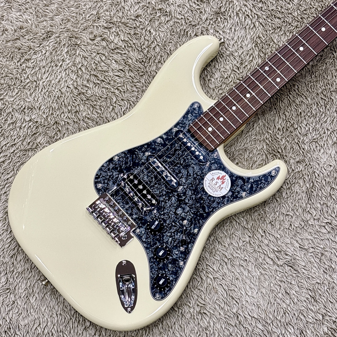 Bacchus Universe Series BST-2 ホワイトエレキギター Bacchus BST-2-RSM/R-BPPG / OWH (Olympic White) -Univers