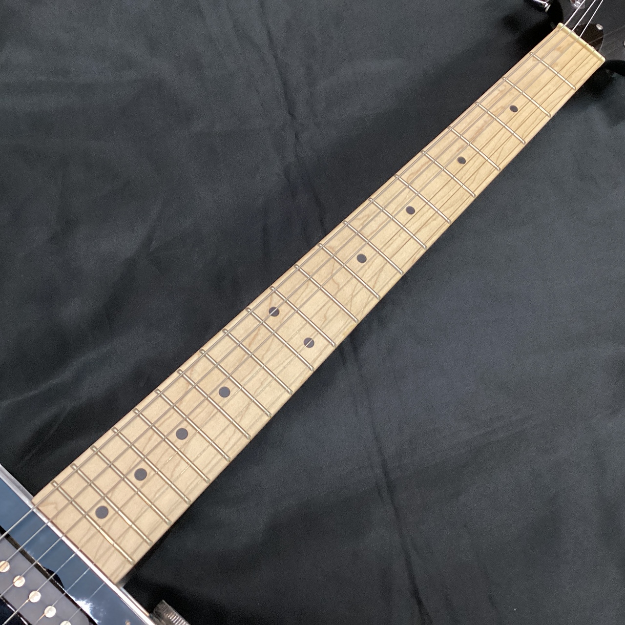 ギターmoonshine BOHEMIAN MOONSHINE ELECTRIC GUITAR 2X SINGLE PICKUPS