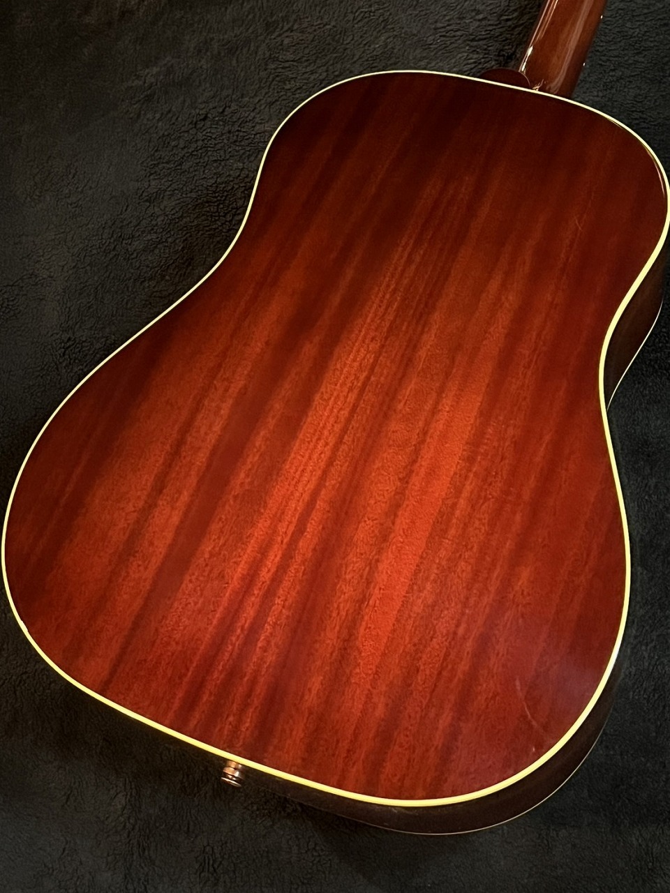 超美品 展示品 真っ赤なJ-45タイプ ホール&コンタクトPU Gibson 【NEW】 Dealer Select Custom Shop 1950s J-45 VS Red