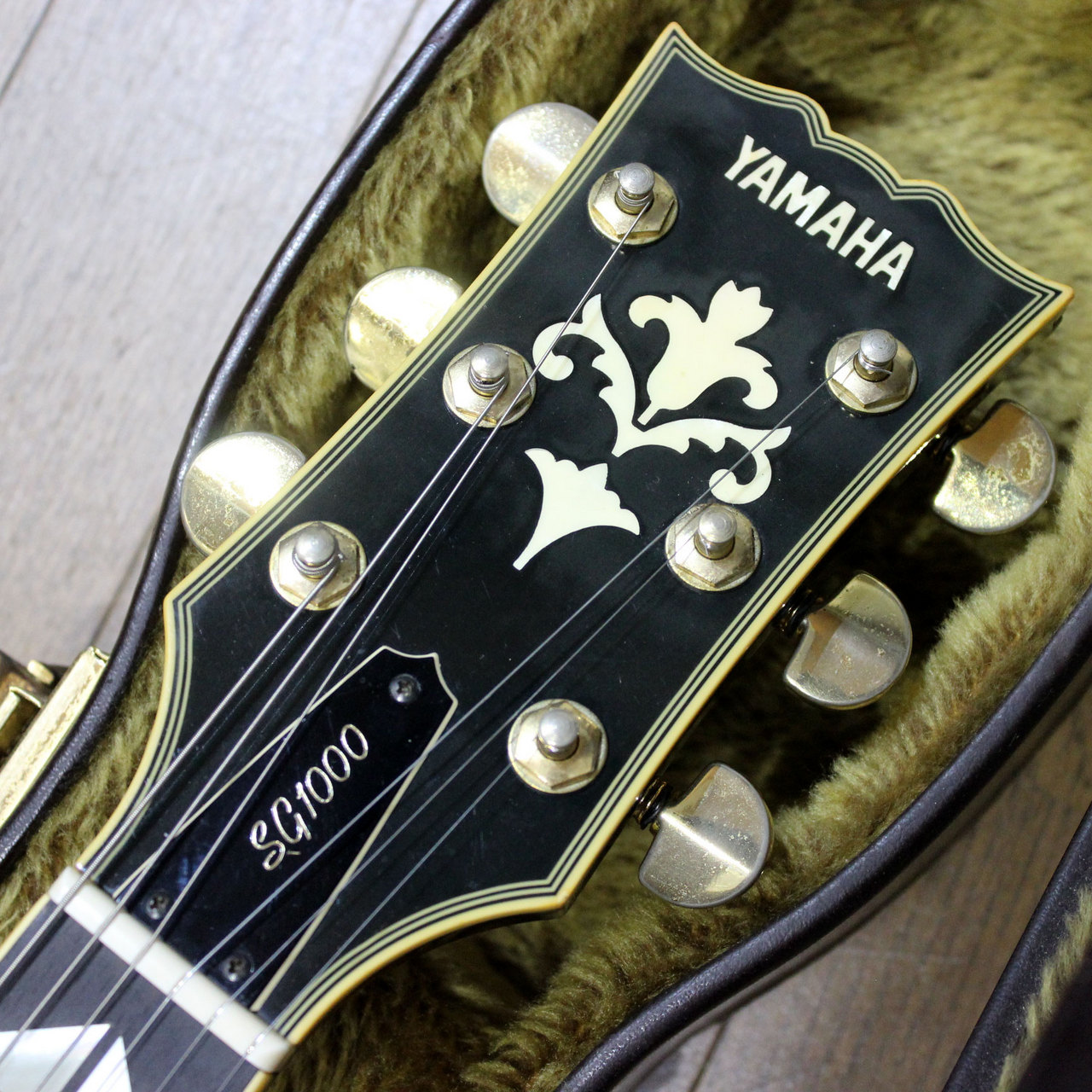 YAMAHA SG1000 サンバースト ハードケース付き