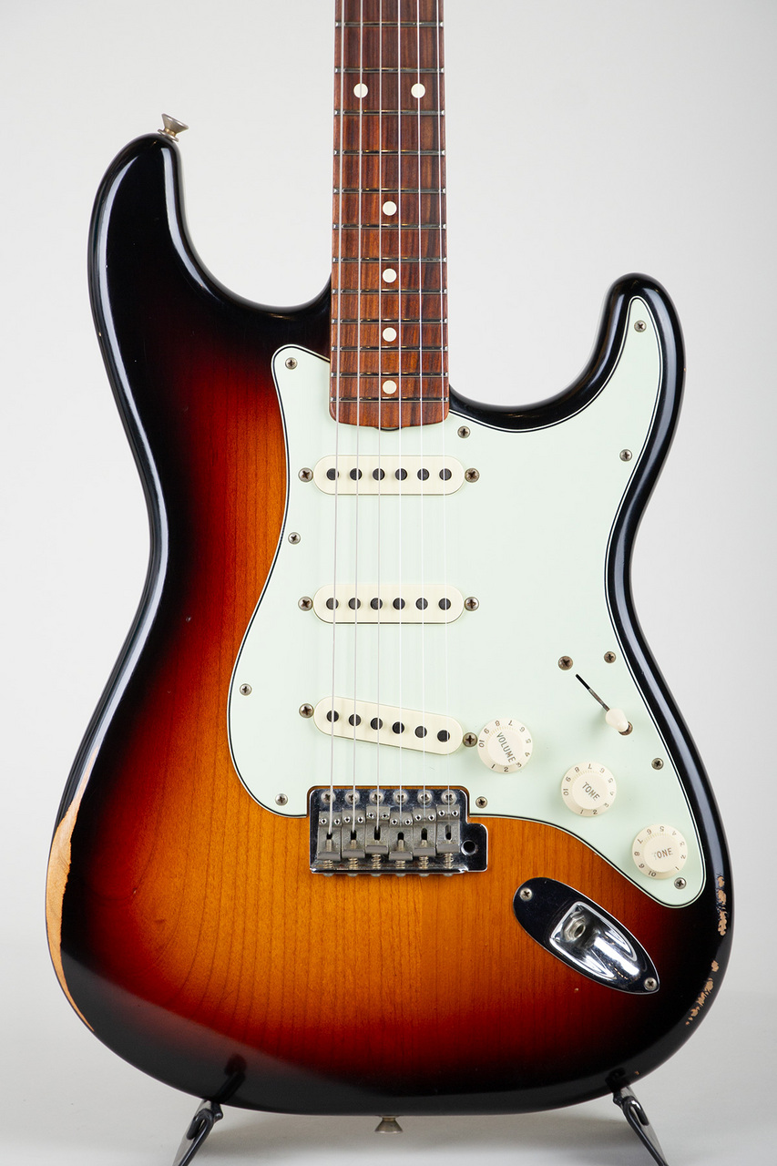 Fender Road Worn 60s Stratocaster 3-Color Sunburst 2017（中古