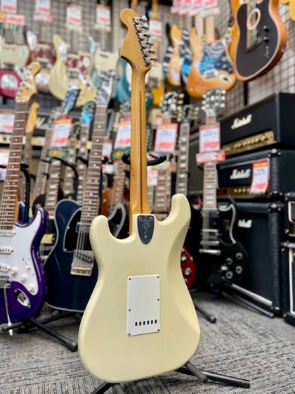 Fender Japan ST72-65 -OWH/R (Olympic White)- 1985-1986年製