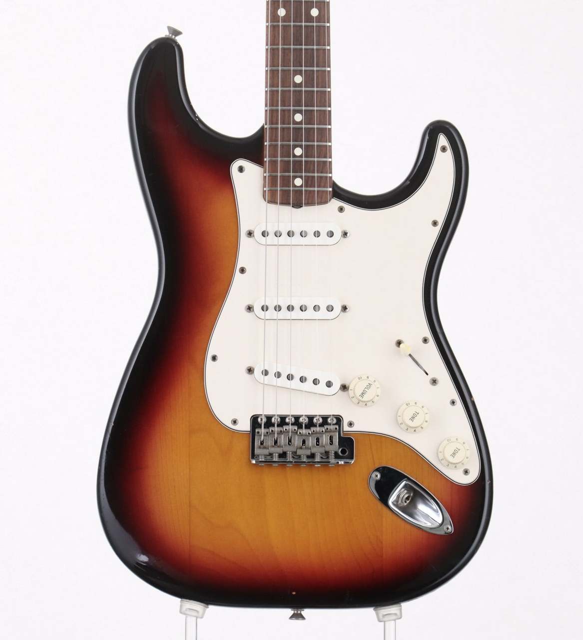 R*2様 Fender American Vintage 62年 Stratoc Fender American Vintage 62 Stratocaster 3Color Sunburst 【御茶ノ水