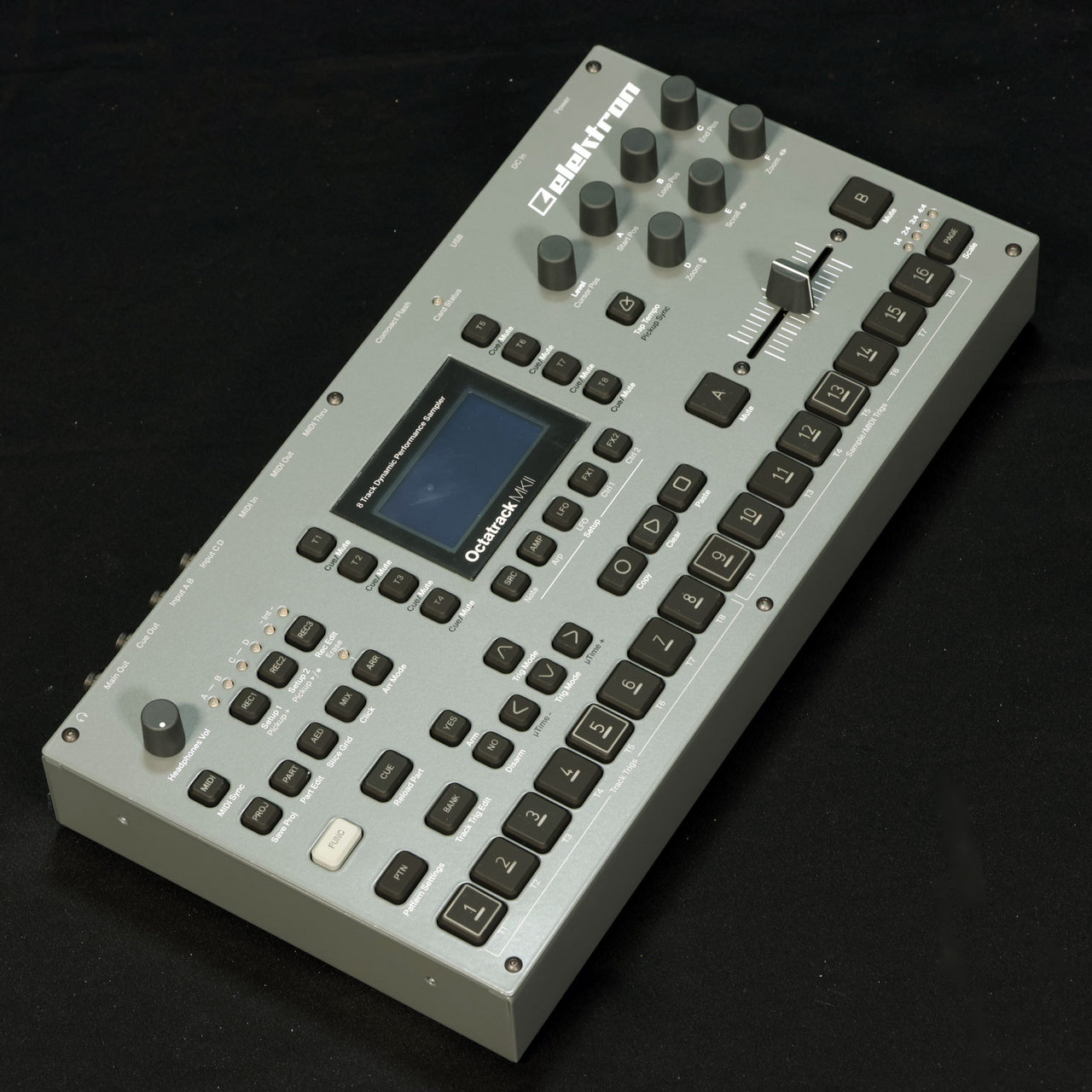 elektron Octatrack MKII 【福岡店】（中古/送料無料）【楽器検索