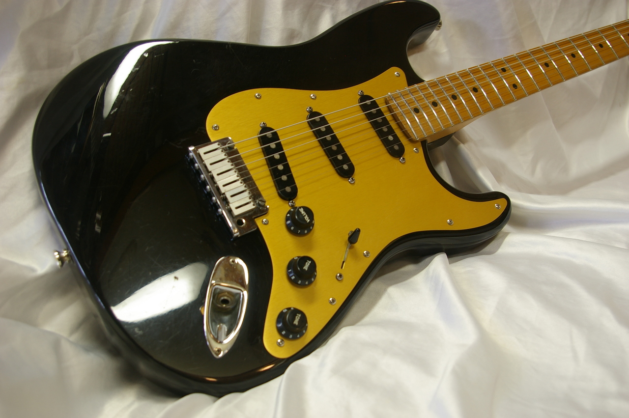 Fender USA American Standard Stratocaster 1995年製（中古）【楽器