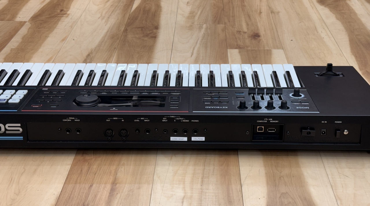 Roland JUNO-DS 61（中古）【楽器検索デジマート】