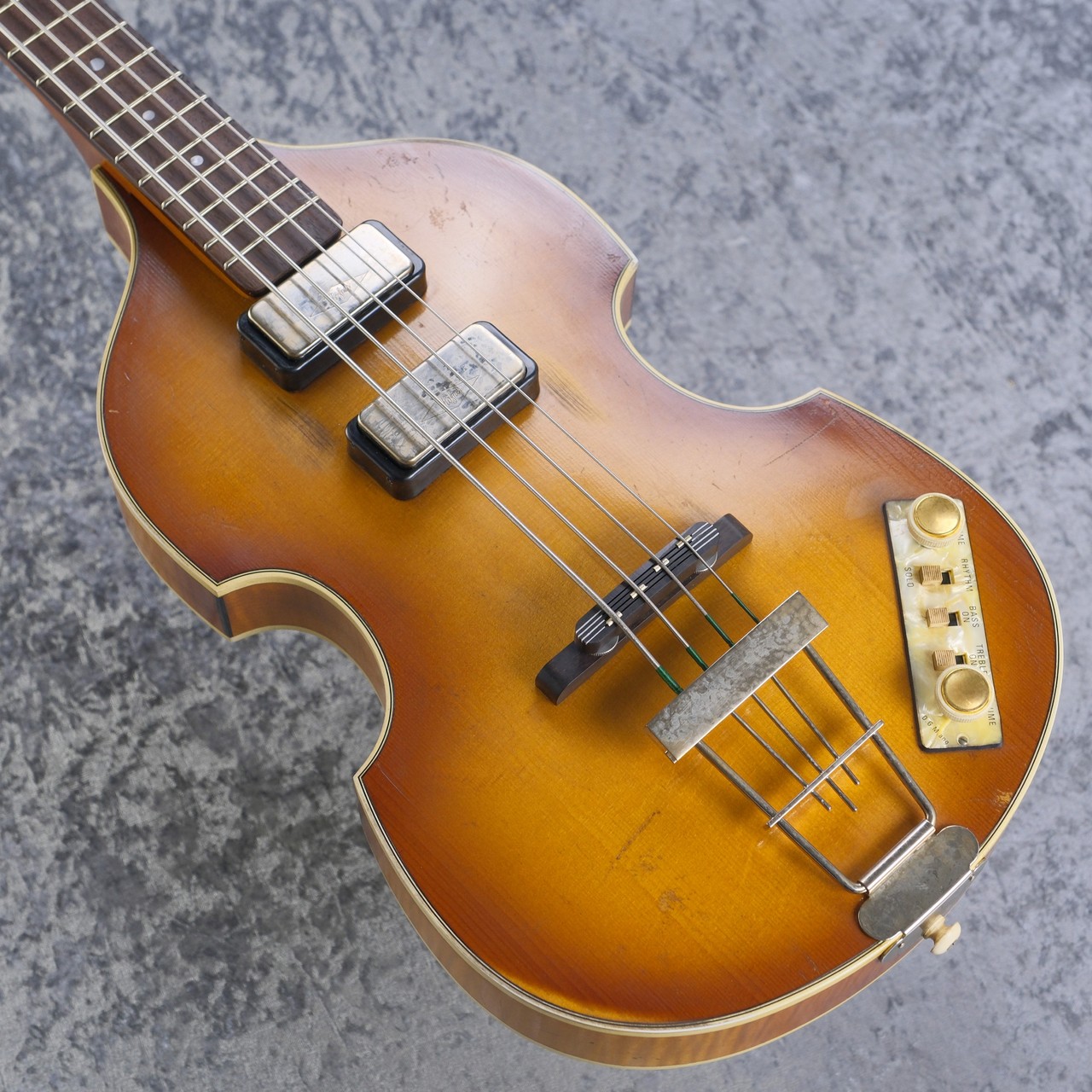 Hofner 500/1 Vintage 61 Relic Cavern（新品）【楽器検索デジマート】