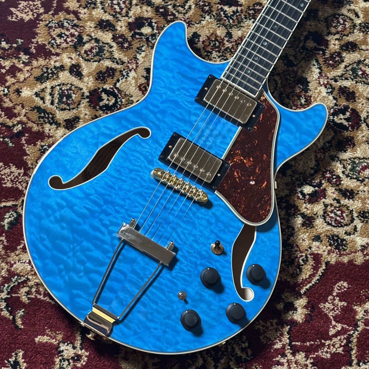 Ibanez AMH90QM-TBL 5B-01 フルアコ Ibanez AMH90QM TBL フルアコギター【現物写真／重量2.64kg】（新品