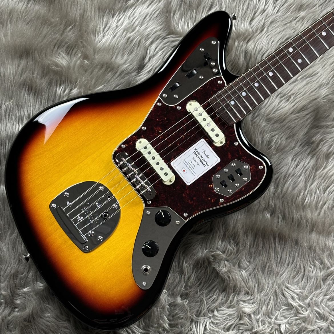 Fender Made in Japan Traditional 60s Jaguar（新品/送料無料）【楽器