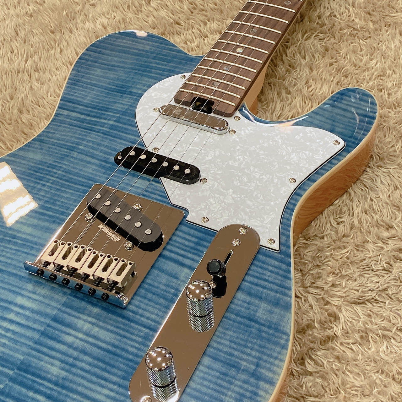 Aria Pro II 615-AE200 LRBL(Lorelei Blue) 【新カラー】【丈夫な