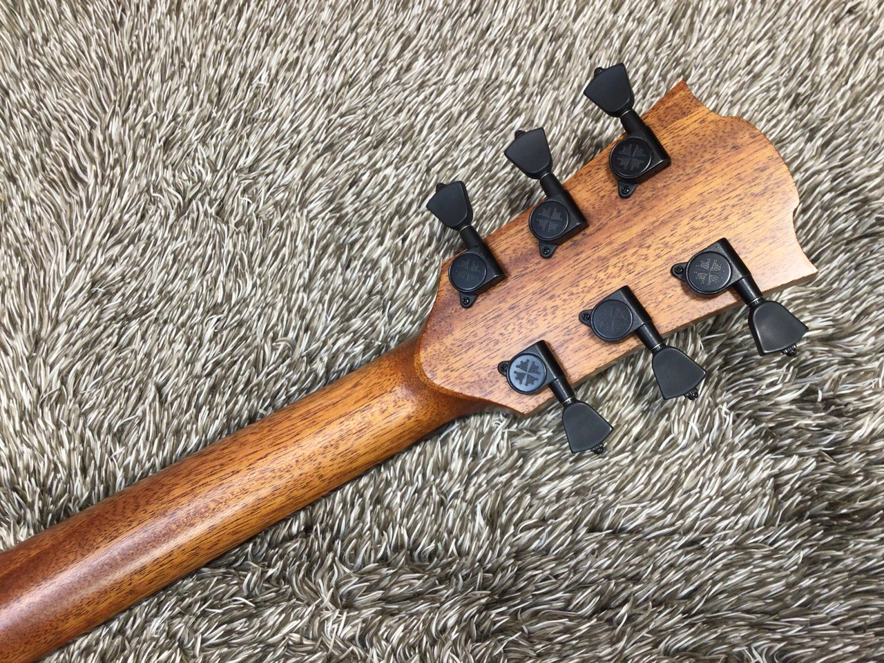 LAG Guitars T118ASCE-BLK【エレアコ】【スリムボディ】（新品