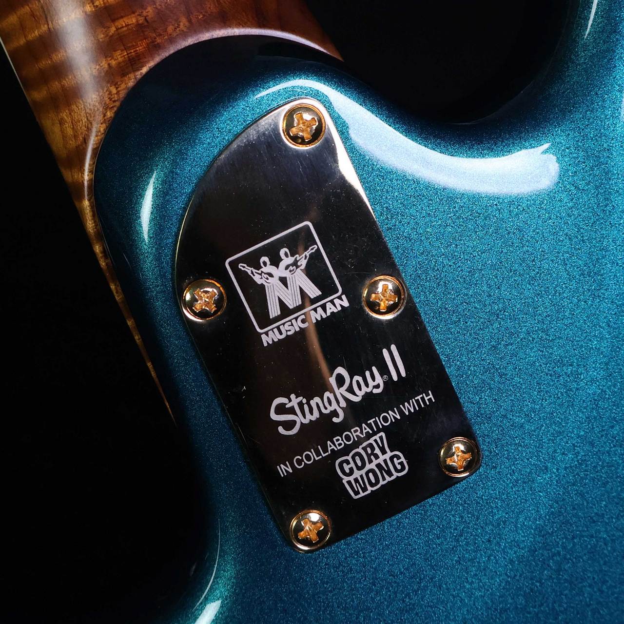 MUSIC MAN Stingray II Deluxe Pine Green スティングレイ2 DX コリー