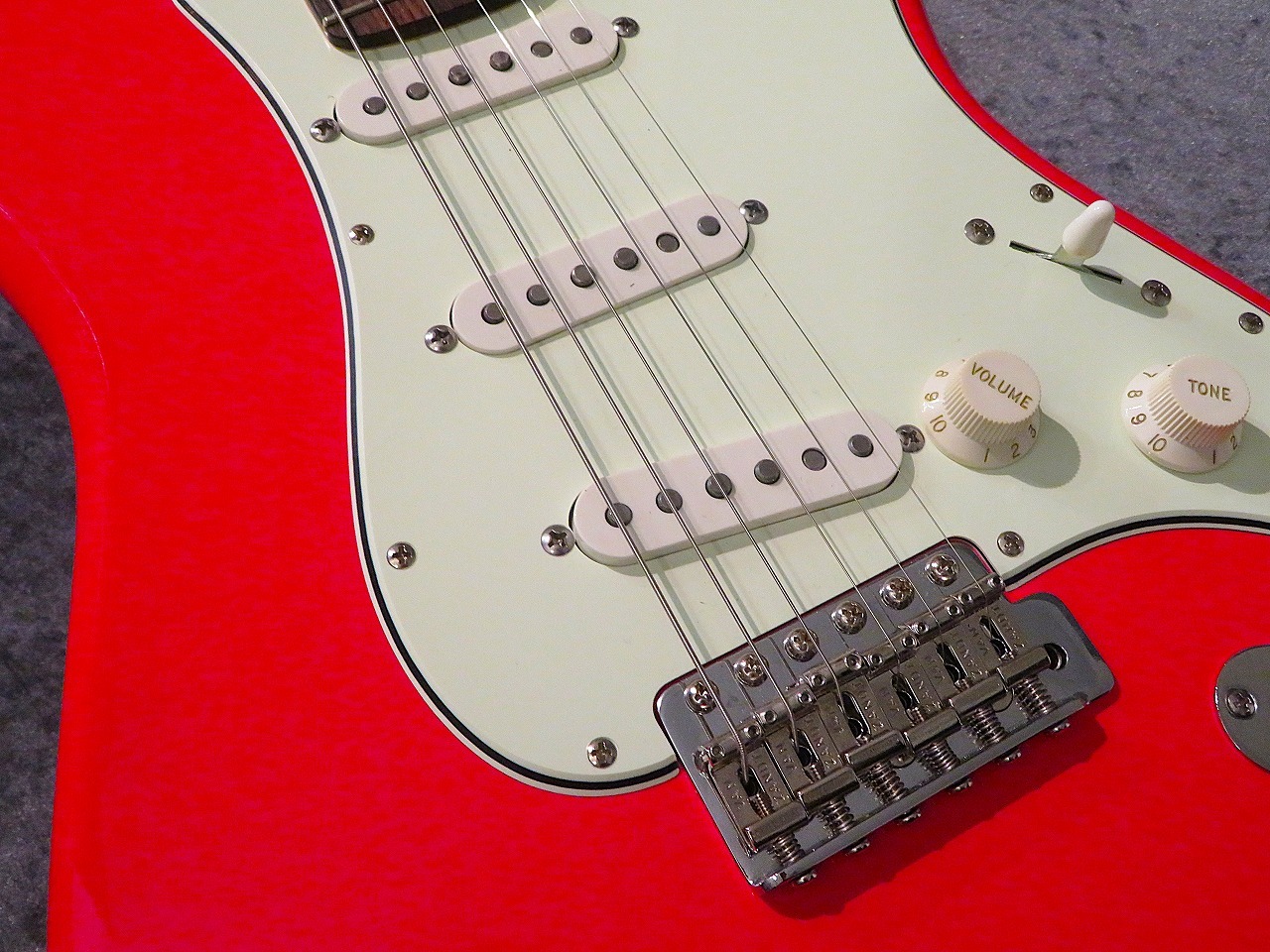 Vanzandt 【USED】STV-R2 ~Fiesta Red~ 【3.54kg】【ネオヴィンテージ