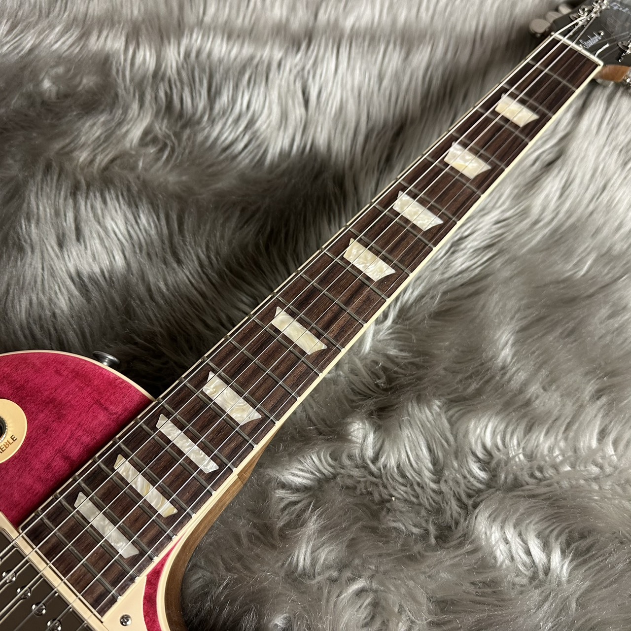 Gibson Les Paul Standard 60s -Translucent Fuchsia【現物画像