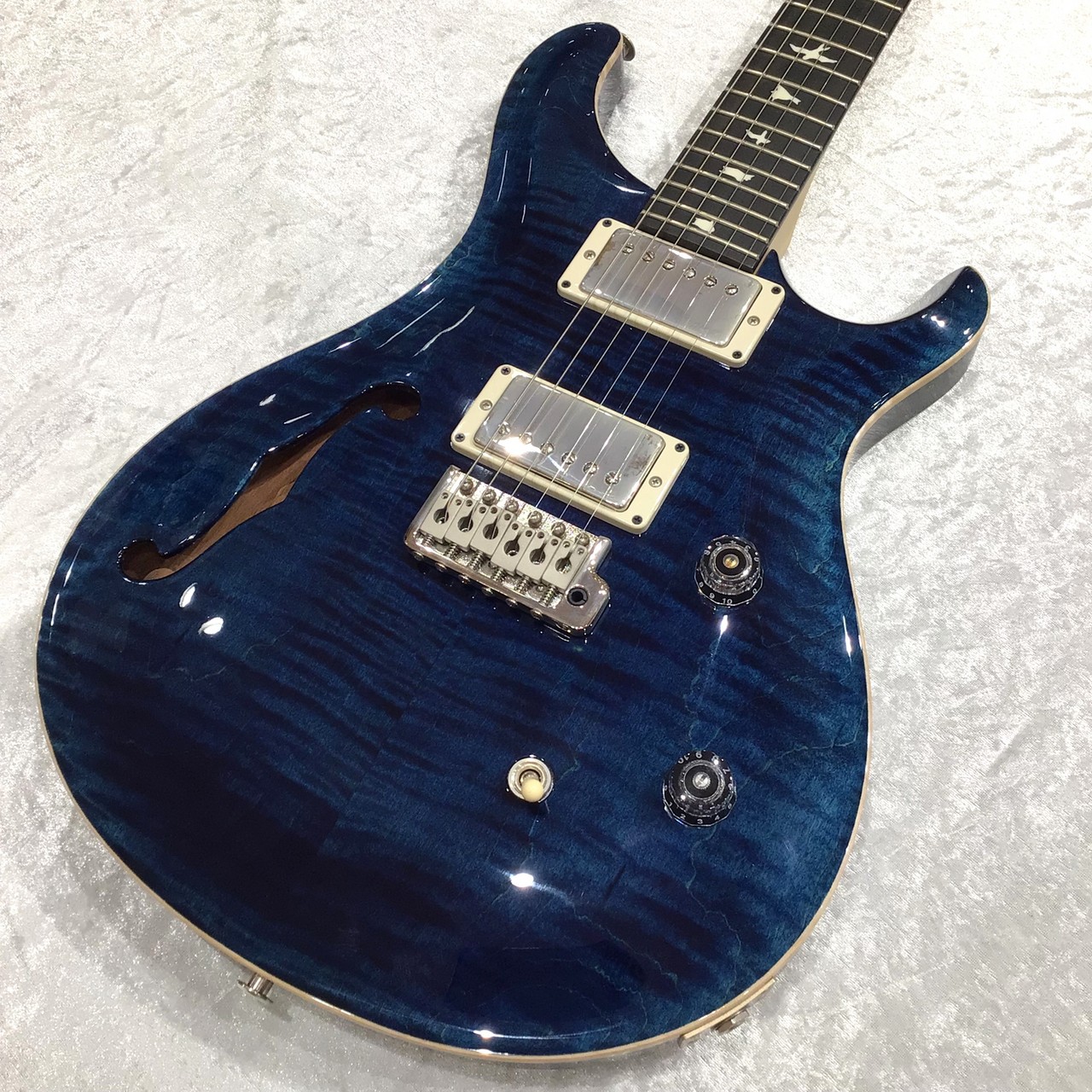 テルマエ Paul Reed Smith(PRS) CE 24 Semi-Hollow Custom Configuration