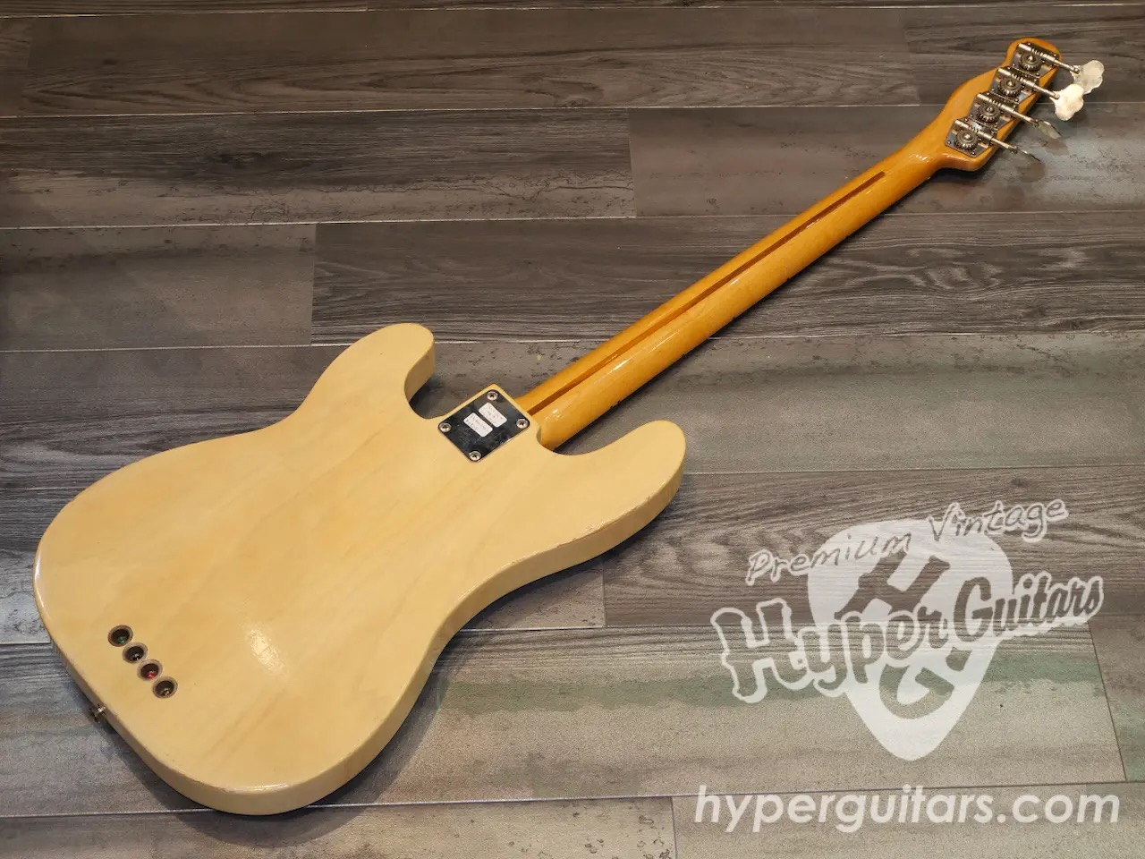 ベース Fender PRECISINO BASS 2004 Fender '54 Precision Bass – Pink Paisley – GuitarPoint