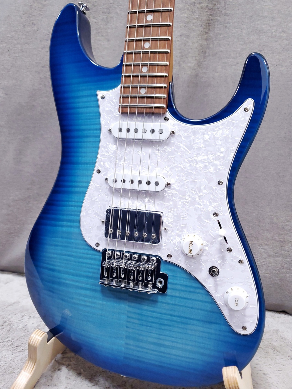 Ibanez AZ22S1F Transparent Turquoise Burst（新品）【楽器検索