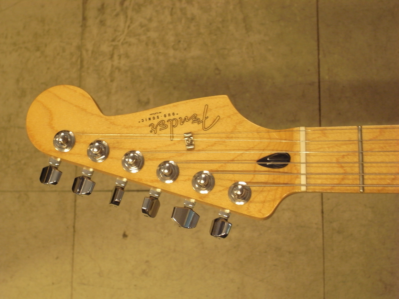 Fender MEXICO DUO-SONIC(2019)（中古）【楽器検索デジマート】