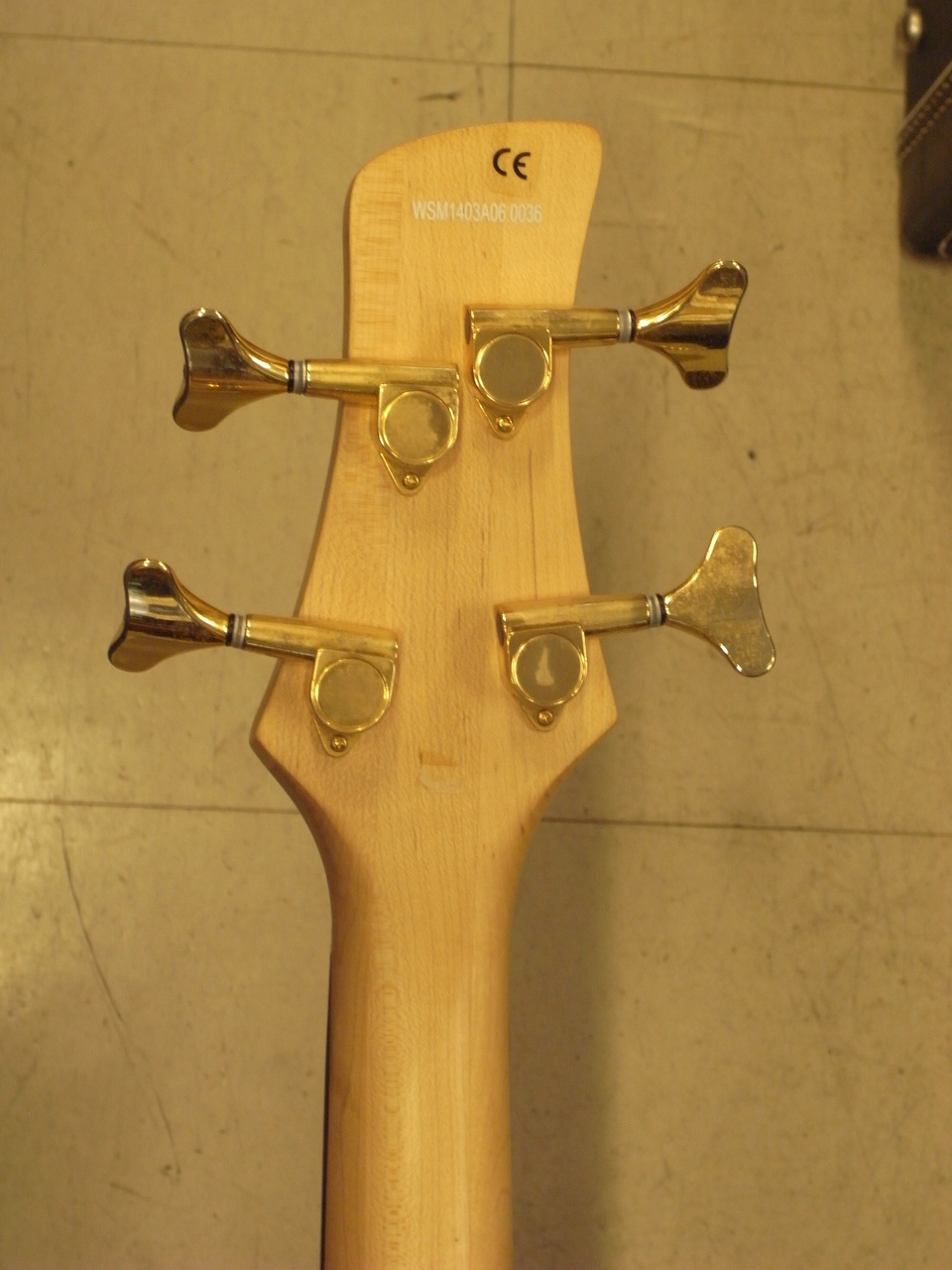 【美品】ANTIQUE NOEL ATB-560 エレキベース 中古】ANTIQUE NOEL ATB-560 エレキベース アクティブ - 神奈川