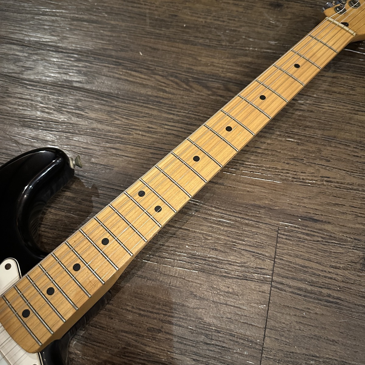 Fender Mexico Standard Stratocaster Electric Guitar エレキ