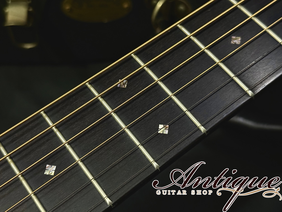 Martin Limited Edition 00-21GE Golden Era 1998 Adiron Top & Sloted