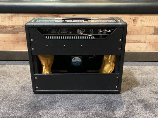 64 Custom Princeton reverb キャビネット（Fender USA 