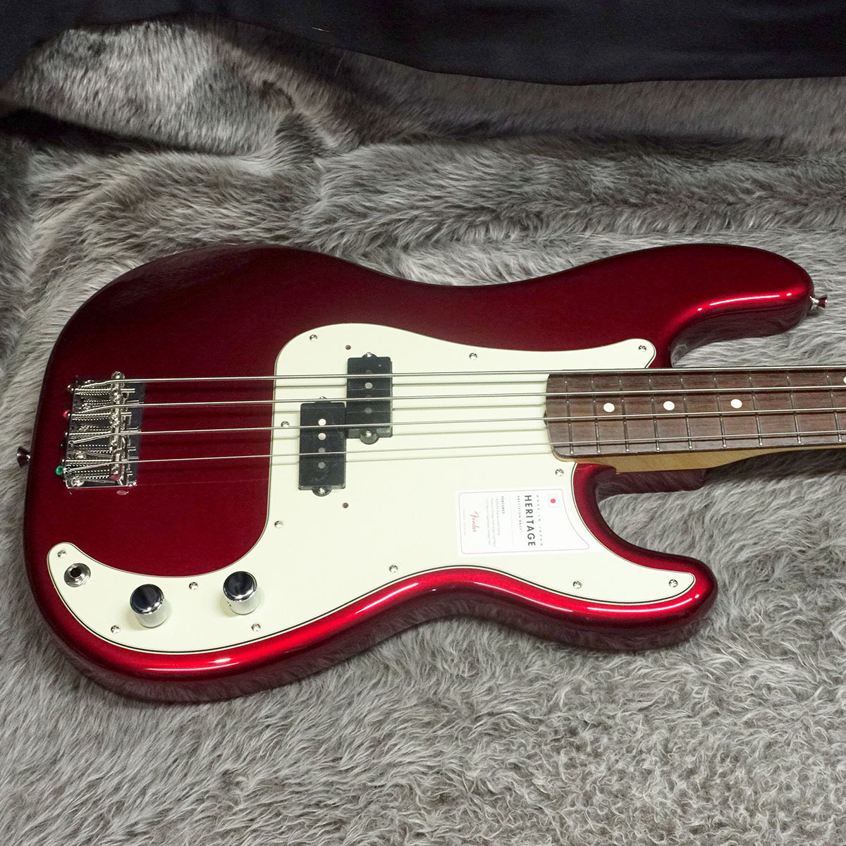 Fender 2023 Collection Heritage 60s Precision Bass RW Candy Apple