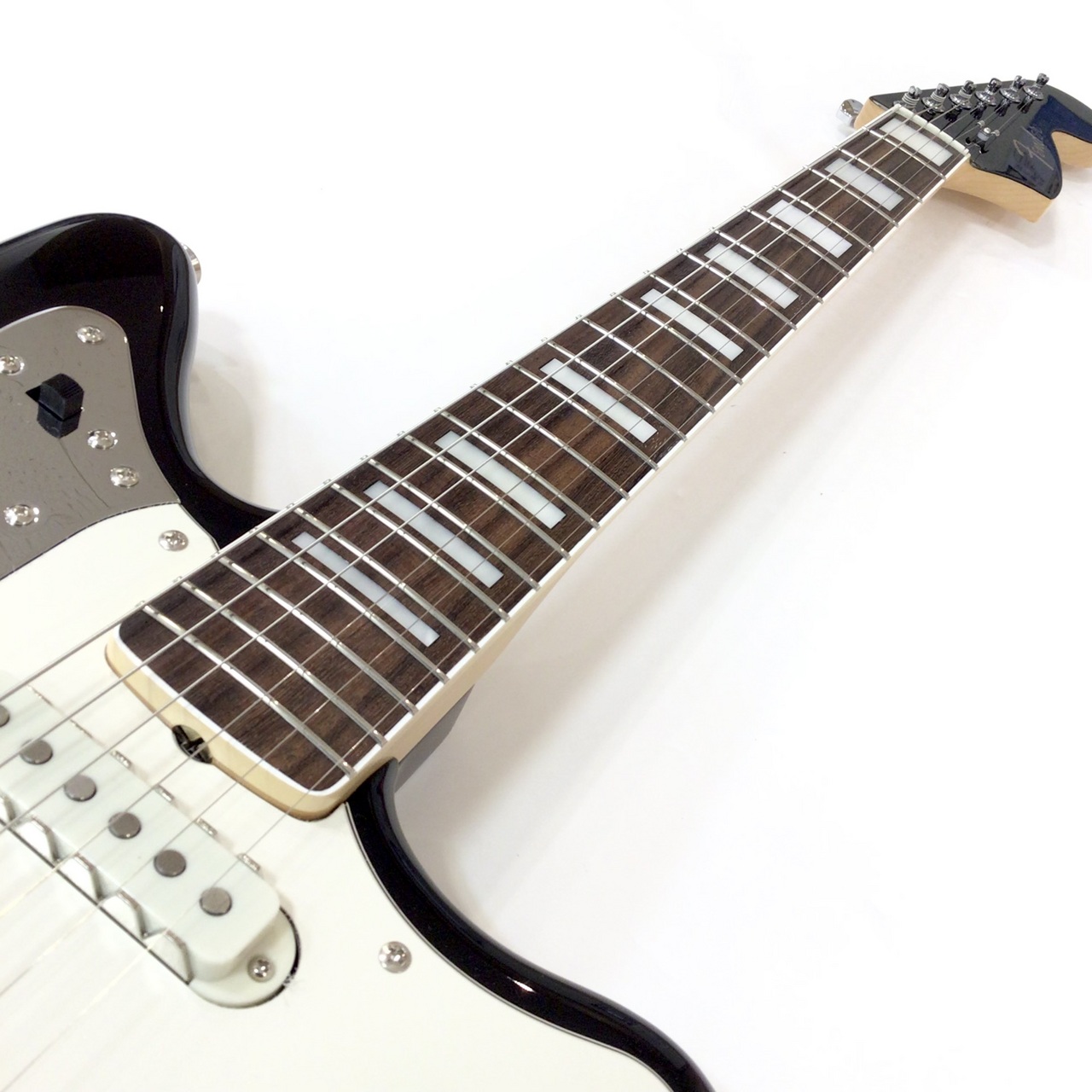 Fender Made in Japan Traditional Late '60s Jaguar【BLACK