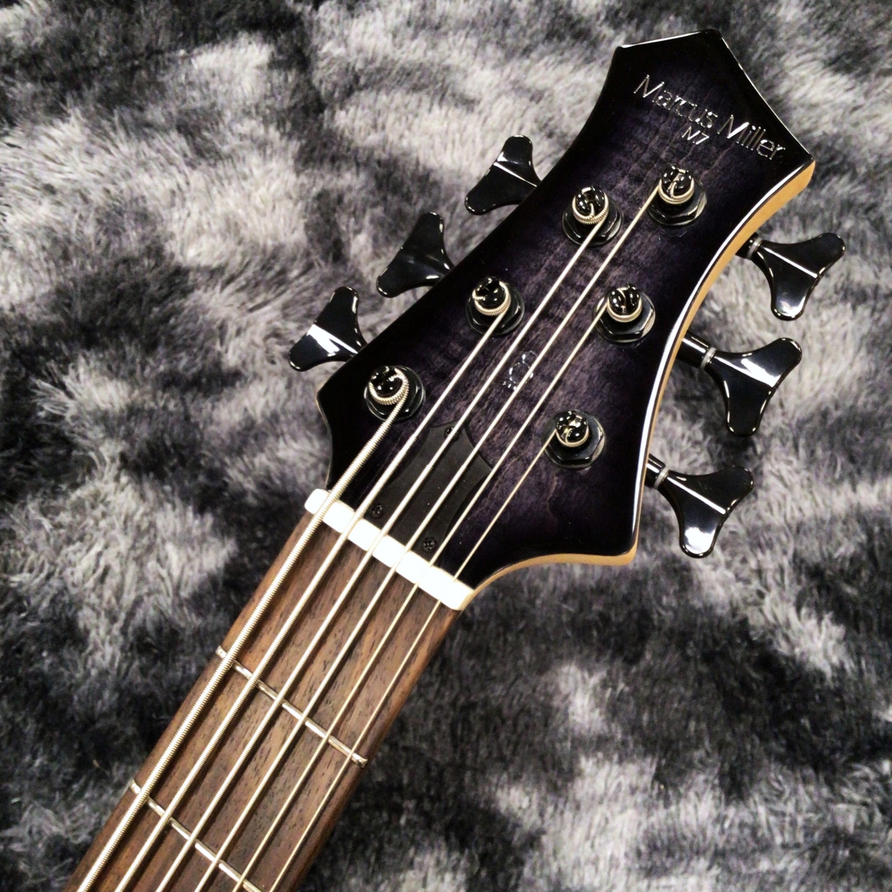 Sire Marcus Miller M7 6st TBK (Transparent Black) 【マーカス