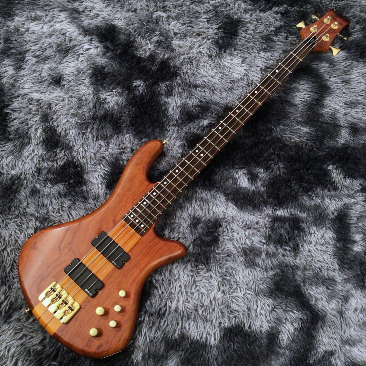 SCHECTER STILETTO STUDIO 4 AD-SL-ST4 / HSN (Honey Satin