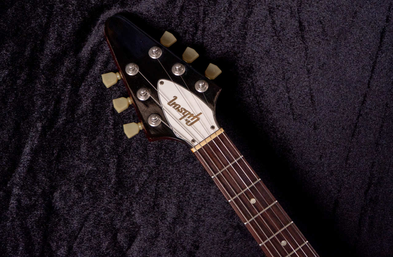 Gibson Flying V '67 Cherry 1999 3.670kg #90999736【TONIQ横浜