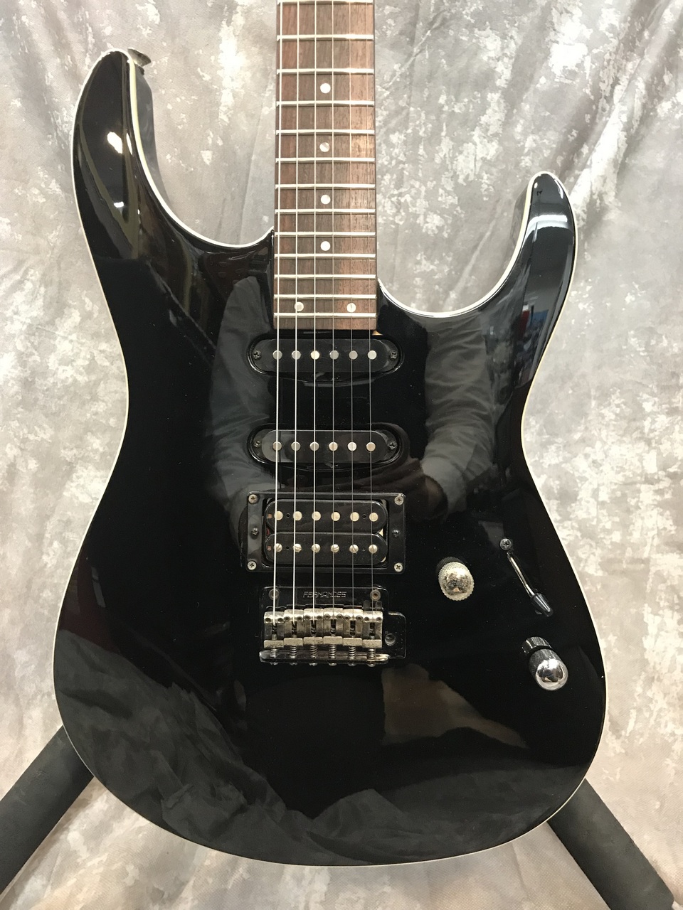 FERNANDES FR-40希少シェクター風ピックガード仕様 FERNANDES FR-40（中古）【楽器検索デジマート】