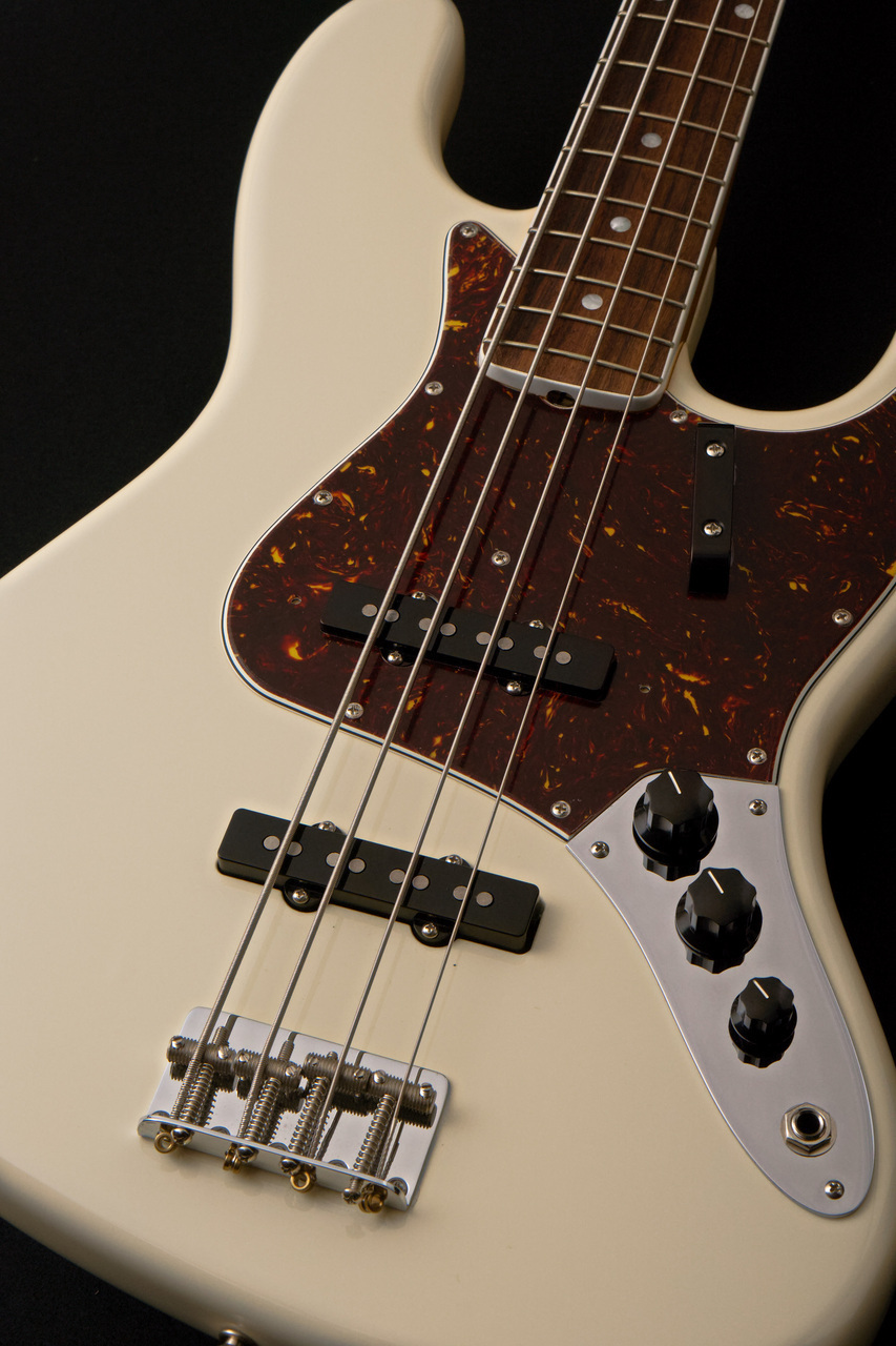 アメリカンビンテージ　エアプレーン Fender American Vintage II 1966 Jazz Bass -Olympic White