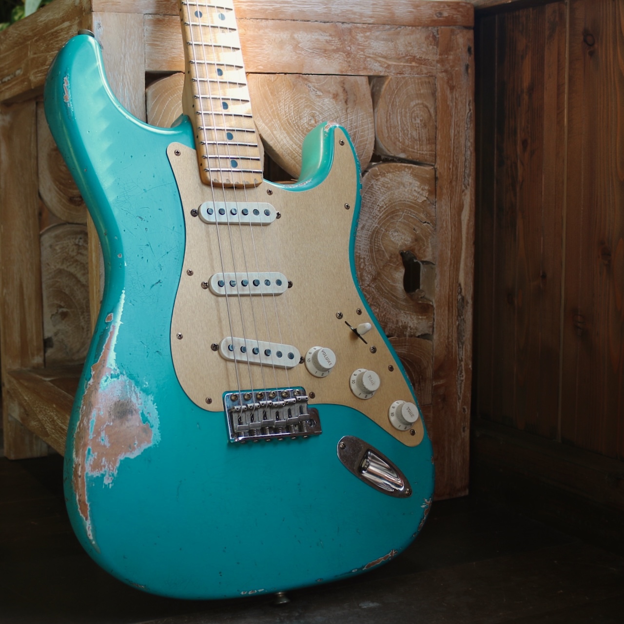 Fender Custom Shop 1969 Stratocaster Relic Taos Turquoise/Teal