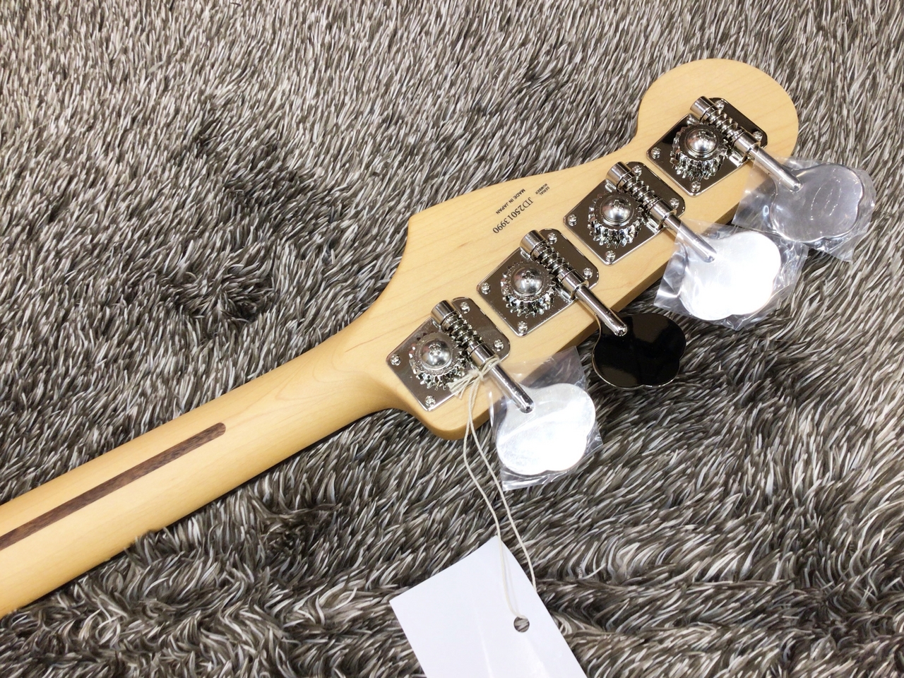 Fender Made in Japan Limited Hybrid II Jazz Bass, Blanc