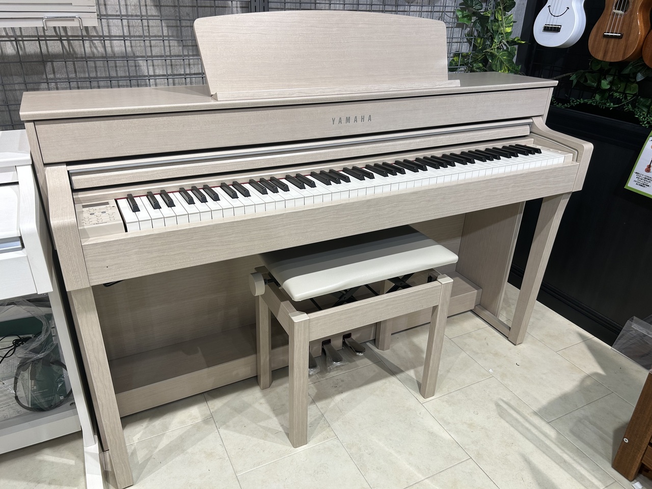 YAMAHA CLP-645/WA【電子ピアノ】【2019年製】（中古/送料無料）【楽器 ...