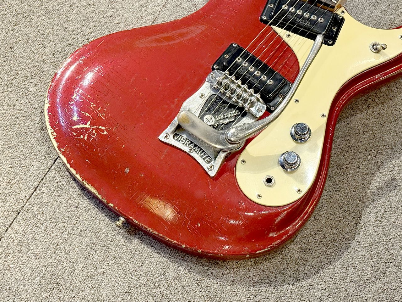 Mosrite 1965 The Ventures Model（ビンテージ）【楽器検索デジマート】
