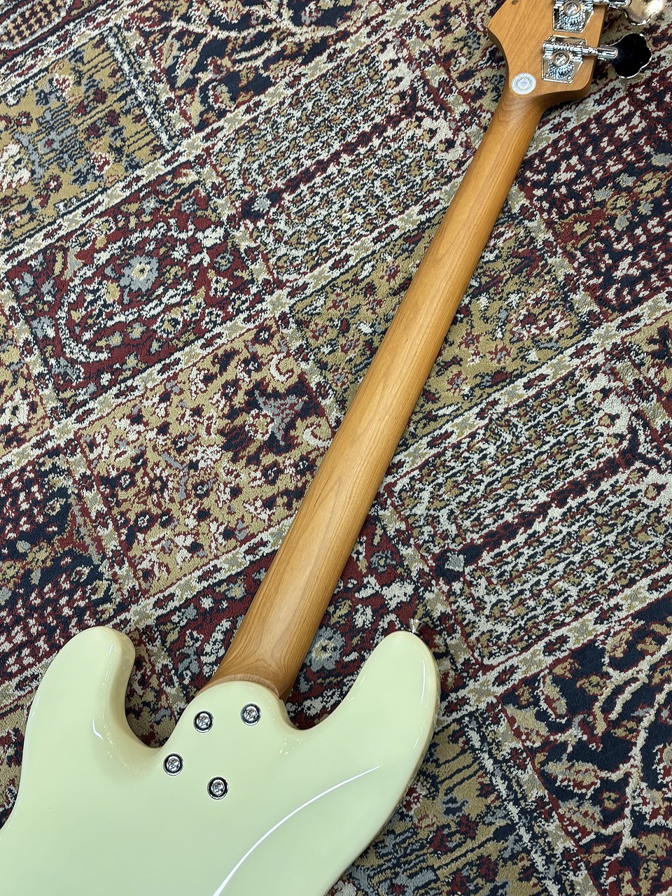 Bacchus BPB-1DX RSM/M - OWH (Olympic White) -（新品）【楽器検索