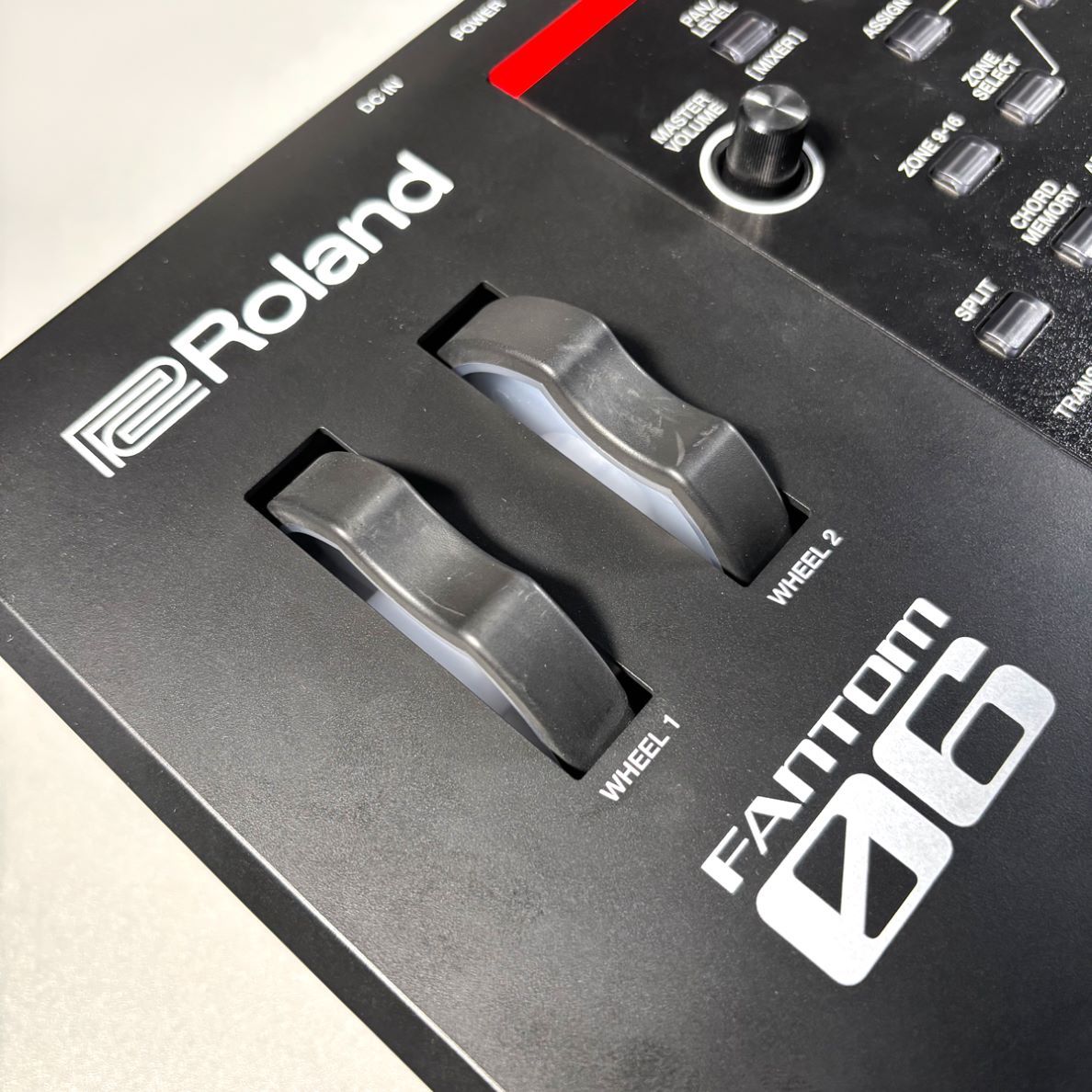 Roland FANTOM-06 シンセサイザー 61鍵盤 専用ケース付き Roland 61鍵盤 シンセサイザー FANTOM-06 (キーボードケース・X