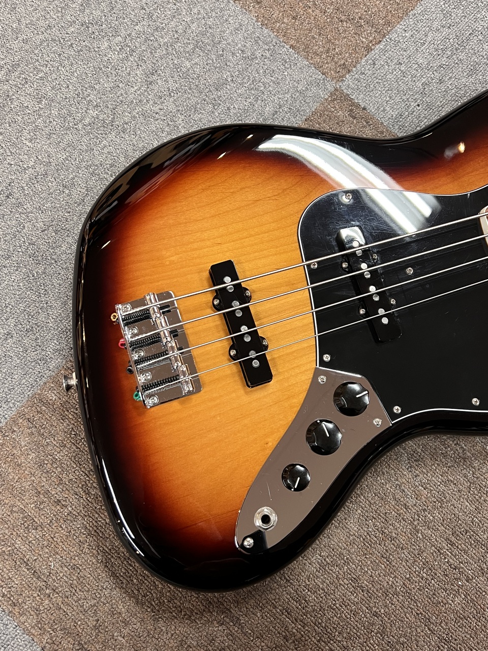 Fender Vintera '70s Jazz Bass Pau Ferro Fingerboard, 3-Color