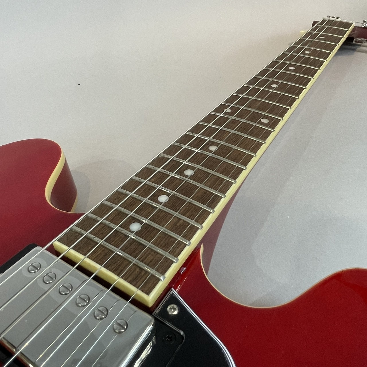 Epiphone ES-335 CH セミアコギター チェリーサンバースト エレキ