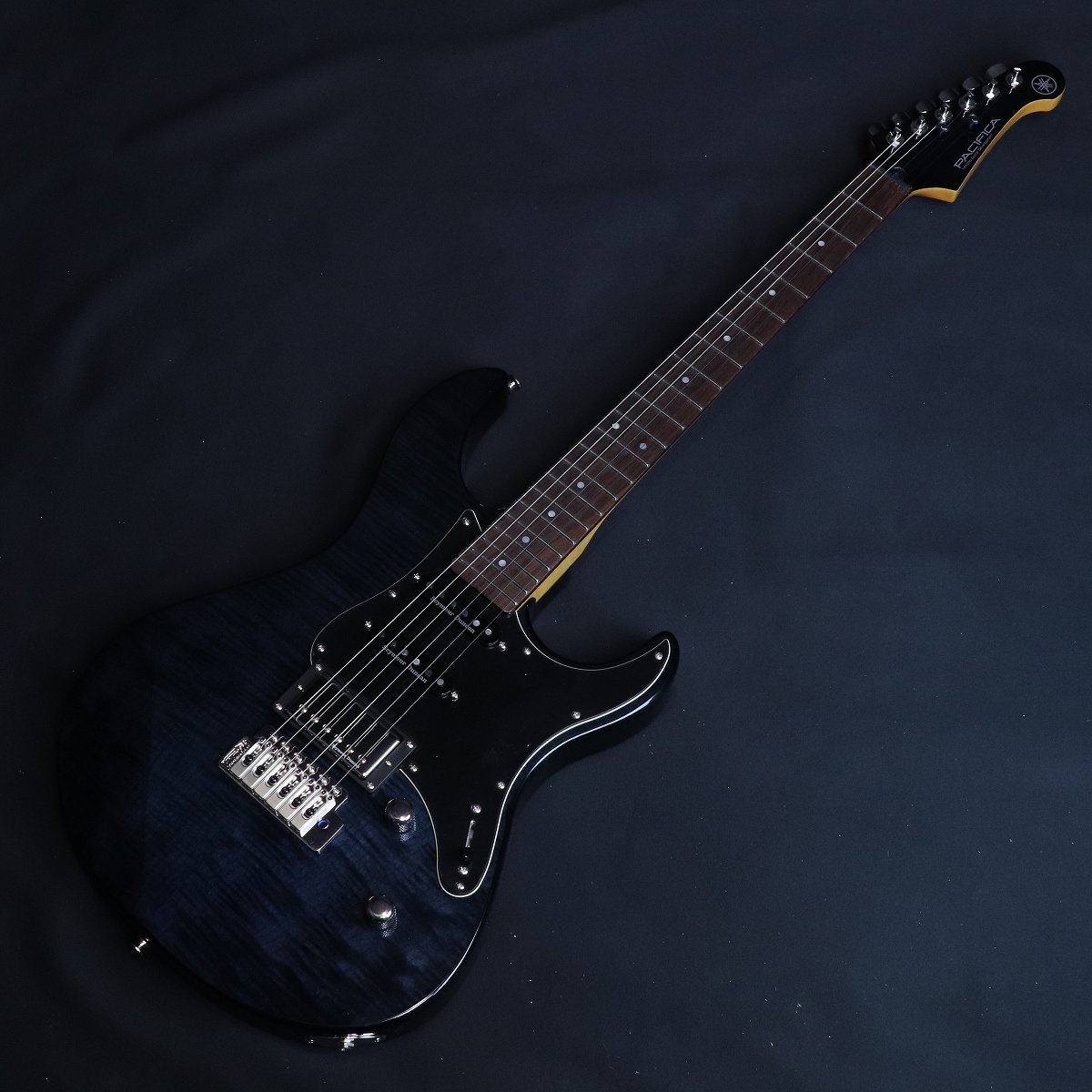 YAMAHA Pacifica 612 VII FM Translucent Black (PAC612 VIIFM TBL