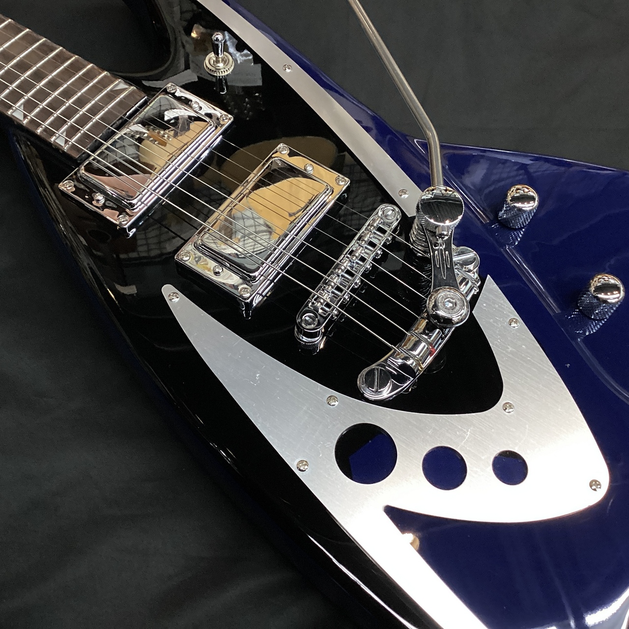 EASTWOOD GUITARS Backlund Model 400 DLX/Blue (イーストウッド