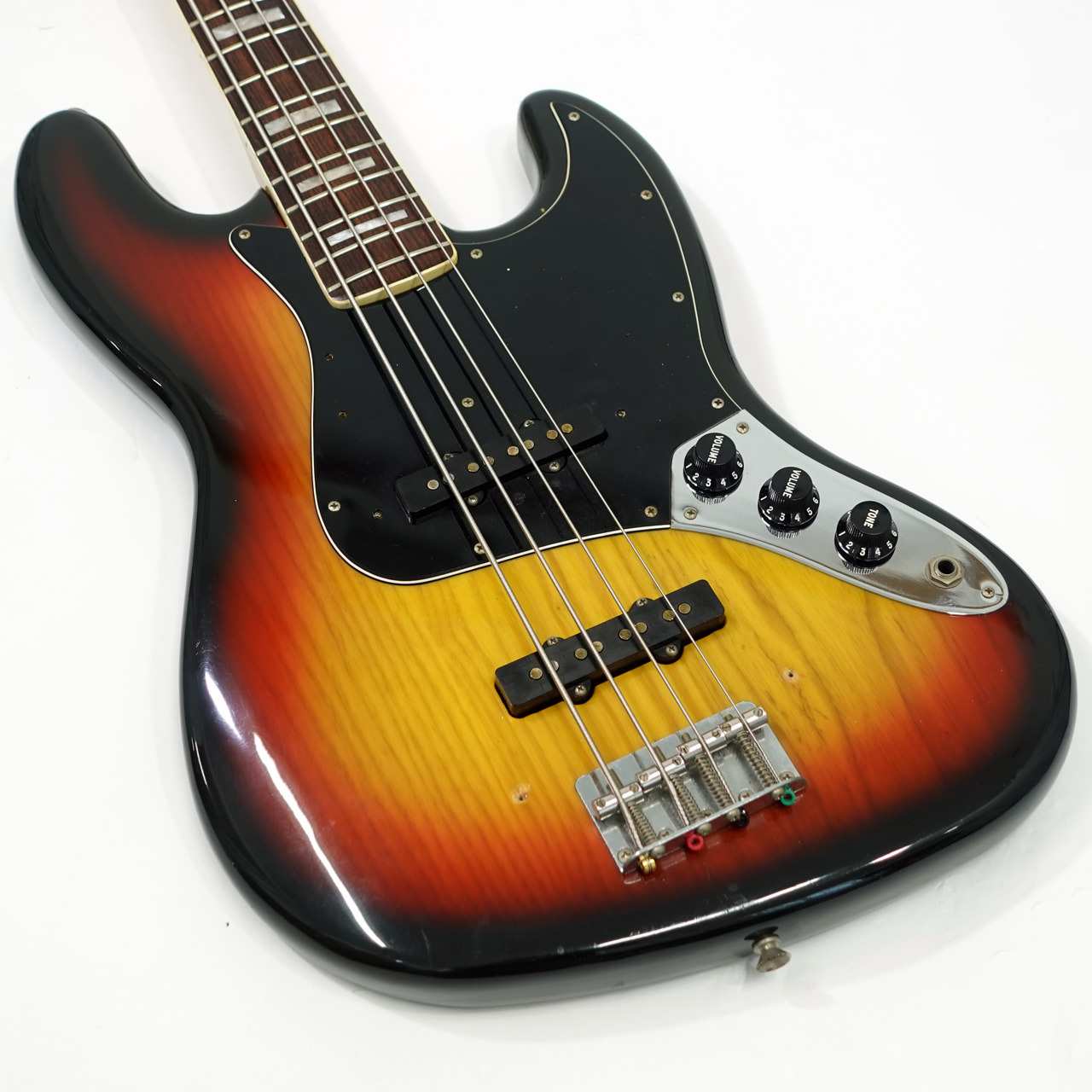 VINTAGE jazz bass 3csエレキベース Fender MADE IN JAPAN TRADITIONAL 60S JAZZ BASS (3CS)（新品
